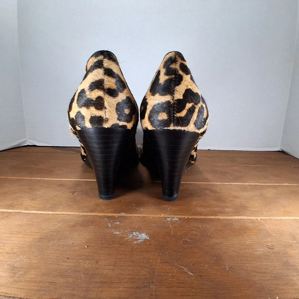 Franco Sarto Frankie2 Wedge Pumps 9.5 Leopard Print Calf Hair Pointed Toe Glam